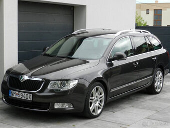 Škoda Superb Combi 3.6 FSI V6 4x4 Elegance DSG