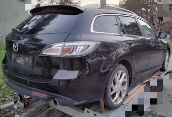 Mazda 6 2.2 D 2011 predám ZADNÉ SVETLO, DVERE, MOTOR R2AA
