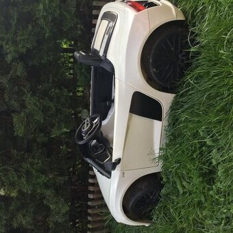 Detské elektrické autíčko AUDI R8 Spyder