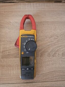 Multimeter fluke