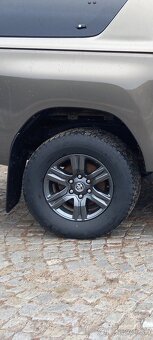 Hilux sada kolies, disky toyota 265/65 R17