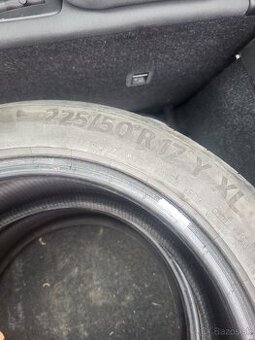 225/50 r17