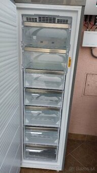 Skriňová mraznička