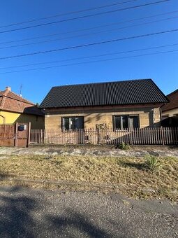 V Štúrove na predaj rozostavaný RD