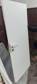 Zánovné kancelárske dvere 85 ľavé pravé s obložkami