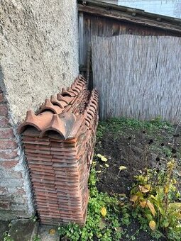 Škridla bobrovka + historické korýtka