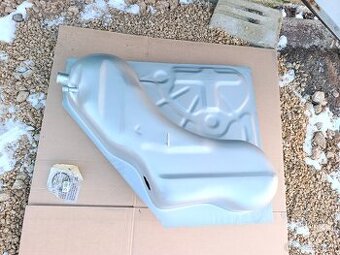 Palivová nádrž Opel Astra III