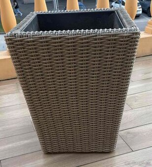 Ratanové kvetináče 3ks/virágtartó 3db