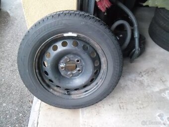predam zimne pneumatiky 195/65R16 s dskami