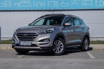 Hyundai Tucson 1.7 CRDi STYLE / SVK1 / PANO / Temp / BT