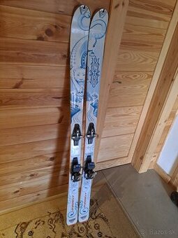 LYŽE skialp - DYNAFIT BALTORO 158cm 1290g+PASY, BEZ VIAZANIA