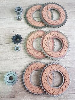 Jawa 50 pionýr 550, 555, 20, 21, 23 spojka gumokorek
