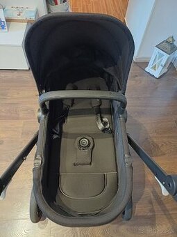 Kociar cybex eos