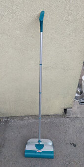 Mechanická metla Leifheit
