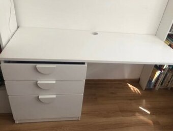 Kancelársky stôl zn. Ikea