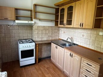 Dvojizbový byt s murovaným jadrom v Lučenci