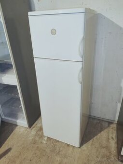 Predám chladničku Electrolux 160cm