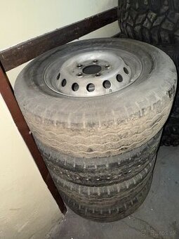 225/70 R15