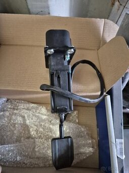 Iveco plynovy pedal