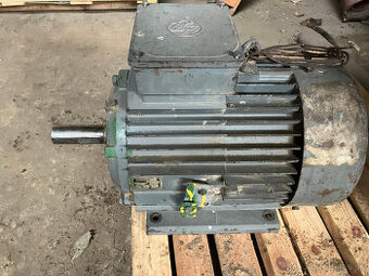 Predám elektromotor 30kw - 1