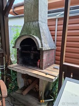 Darujem betonovy zahradny gril/krb
