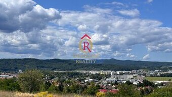EXKLUZÍVNE Investičný pozemok 600m2- Zvolen/Sarvaška P001MA