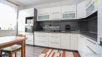 HALO reality - Predaj, trojizbový byt Považská Bystrica, SNP