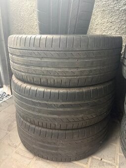235/55R18