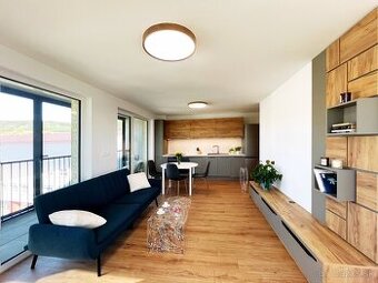 2 izb. byt s balkónom, pivnicou a park. miestom - BA Rača