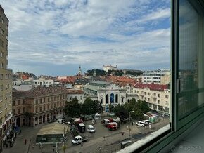 PRENÁJOM kancelárií Nám. SNP, od 20 m2 - 353 m2 - 1