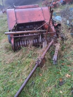 Predám balikovac sena na malé hranaté balíky