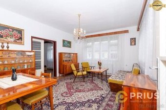 PREDAJ 4 iz RODINNÝ DOM S GARÁŽOU ČULENOVA HC