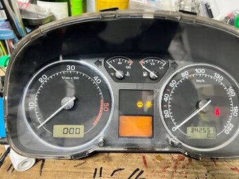 skoda octavia 1 polodot budiky verzia diesel