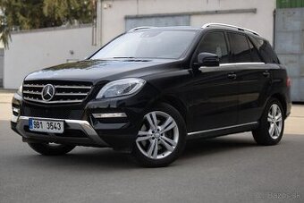 Mercedes-Benz ML 350, 100% stav, servisované.