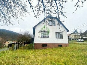 Rodinný dom alebo chalupa v obci Prakovce, okr. Gelnica