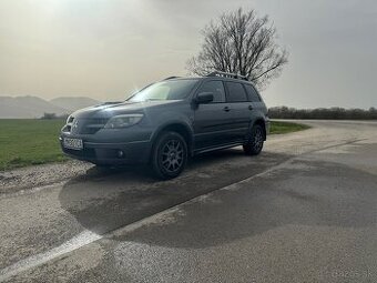 Mitsubishi Outlander 2.0 Turbo
