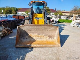 jCB nakladač 411