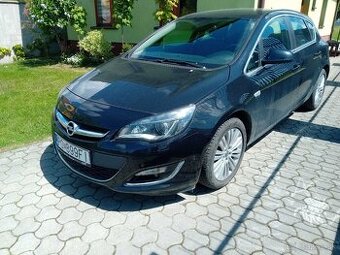 Predám Opel Astra 2015