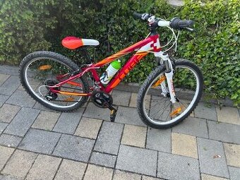 Krásny bicykel 24 Cube