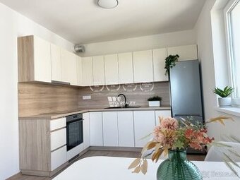 PRENÁJOM: 3-izbový byt s dvomi parkovacími miestami, BYTČA