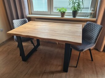 Jedalensky stol 140×90 dub masiv