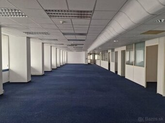 Kancelárie na skok od centra s možnosťou skladu, Incheba, 46