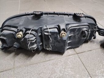 Predné svetlá z FIAT PUNTO 1.2 44KW 2001