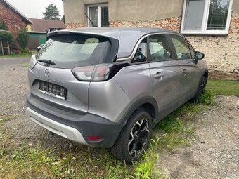 Opel Crossland 1.2i 96kw, r.12/2022, klima, automat, 1. maji
