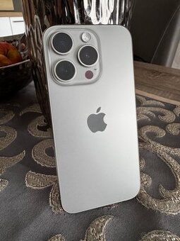 Predám iPhone 15 pro 256 natural titanium