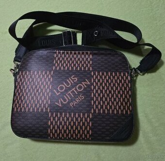 LouisVuitton Kapsička
