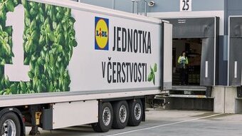 Pravidelná nočná linka východ - západ - dopyt