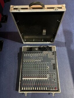 Yamaha MG 166 CX + keys