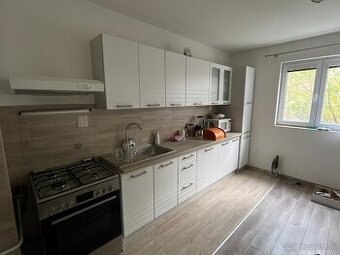 Exkluzívne u nás RD na 662m2 pozemku