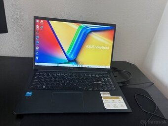 Asus Vivobook 15 X1504VA-NJ980W